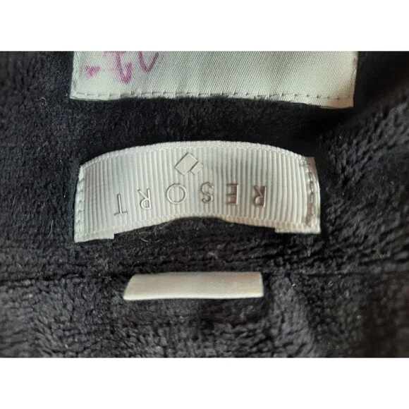 Obermeyer Women's 4 Aspen Resort Jacket Skiing Snowboarding Black Winter Coat - Picture 15 of 16